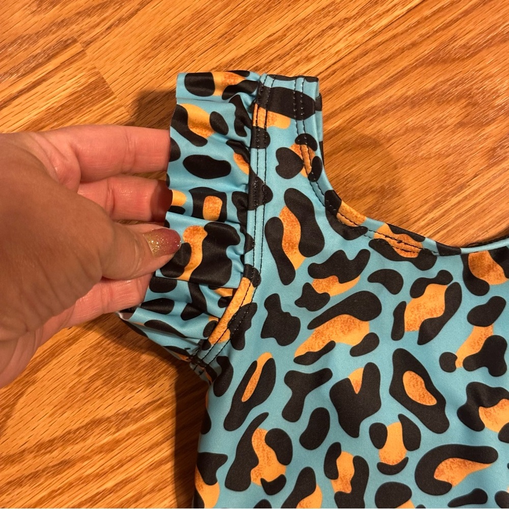 Turquoise Leopard Print Ruffle Swimsuit - Picture 3 of 7